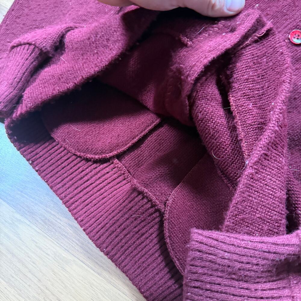 Men's Vintage 1980's Wine Red Maroon Cardigan Knit Golf Light Sweater Sz Medium - Picture 5 of 9